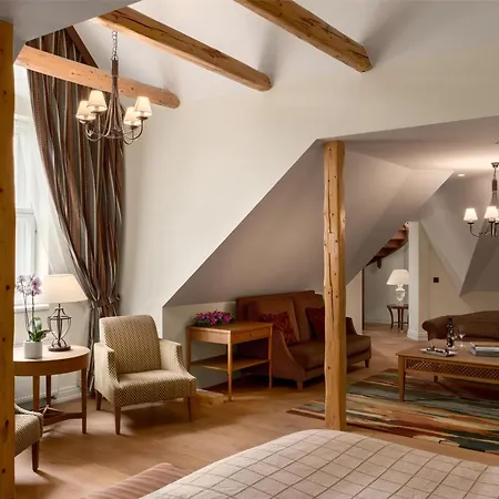 Grand Hotel Kempinski High Tatras Strbske Pleso Exterior photo