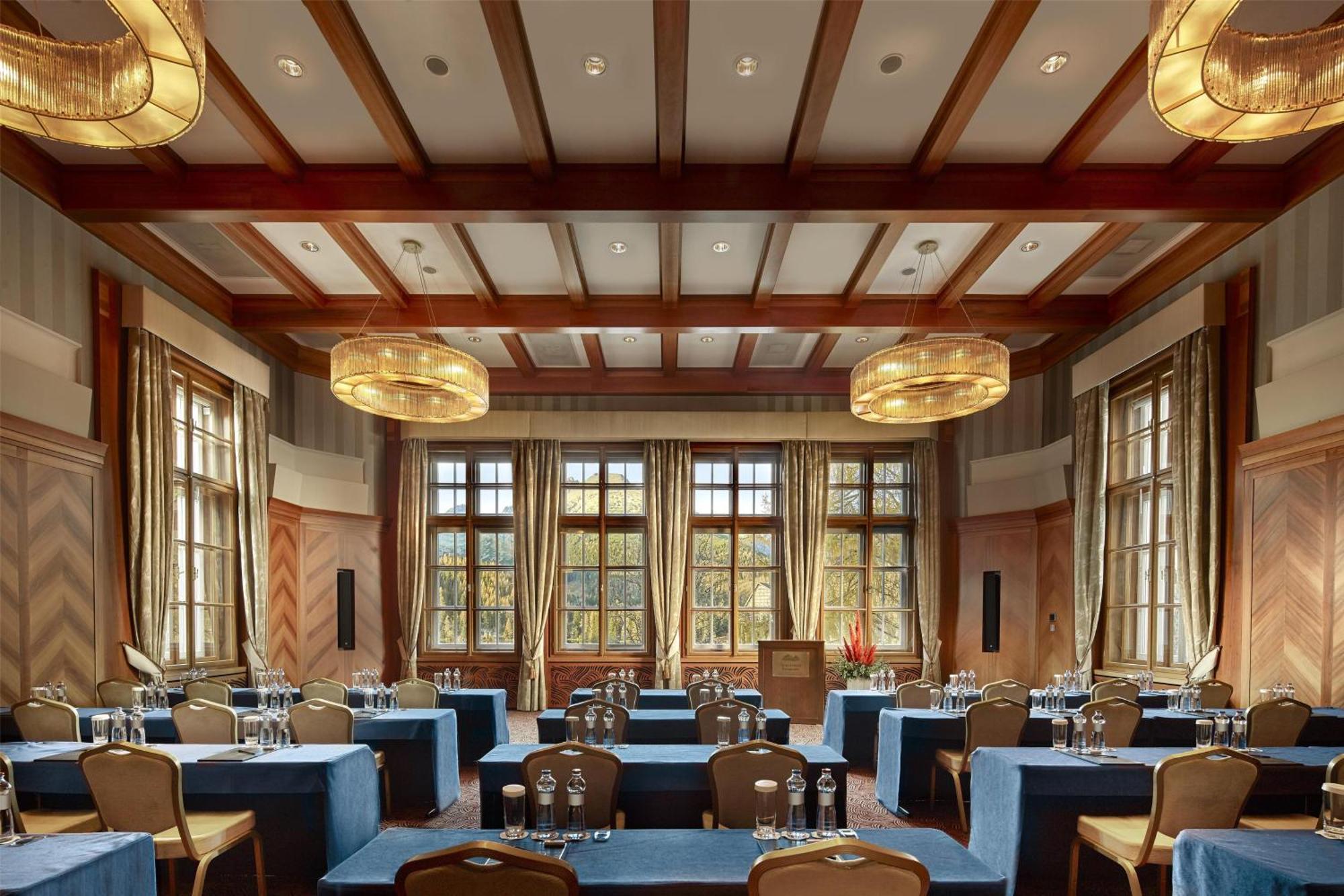 Grand Kempinski High Tatras 5* Штрбскє-Плесо