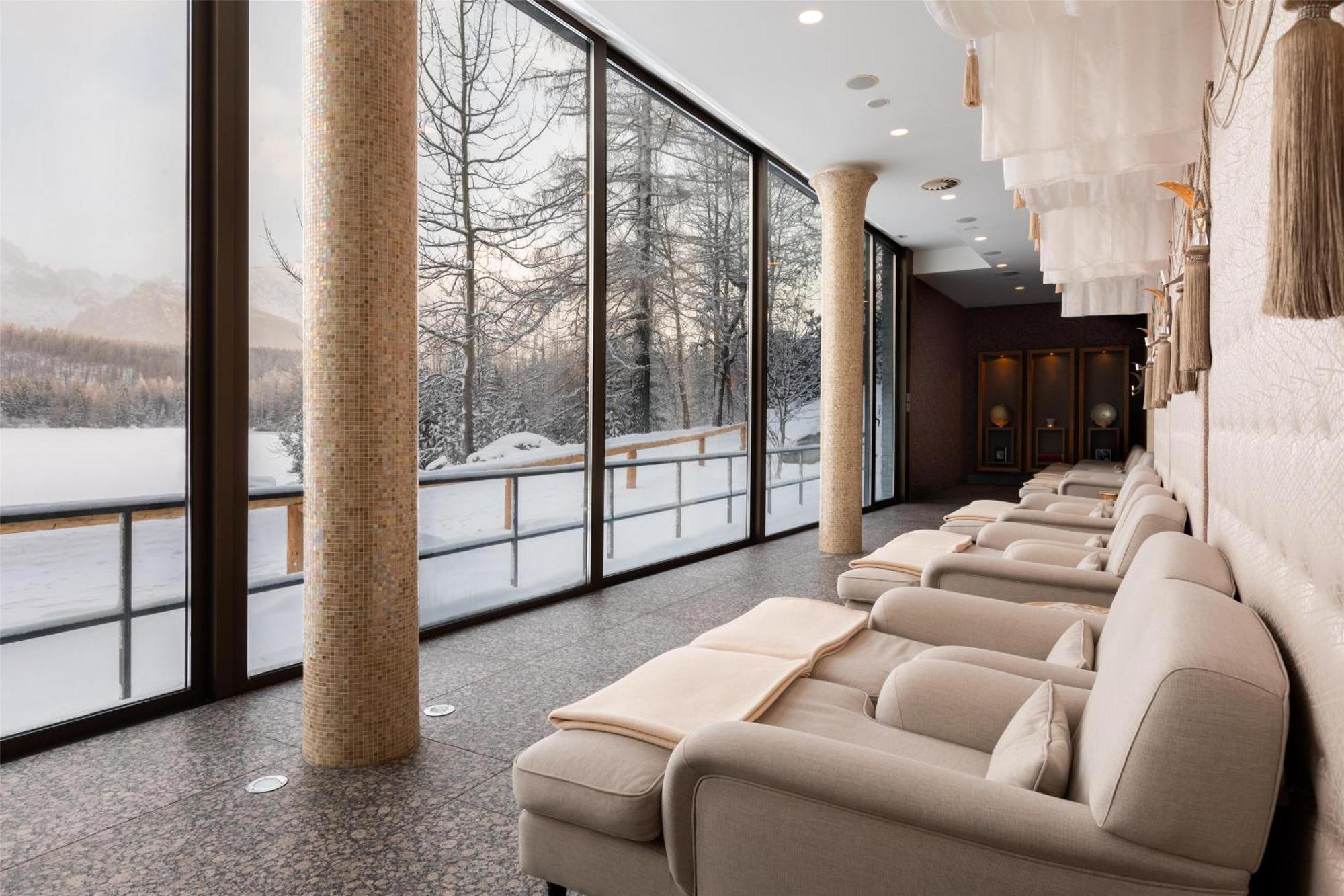 Hotel Grand Kempinski High Tatras 5*